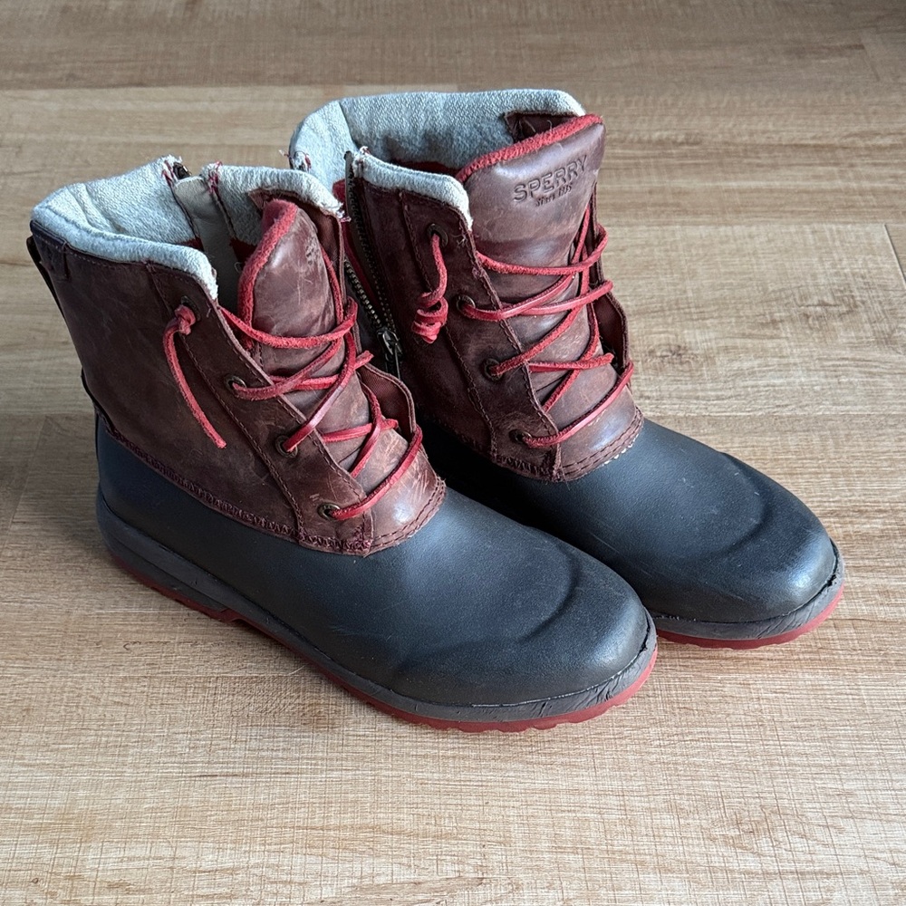 Sperry Women’s Brown and Black Rain & Snow Boots